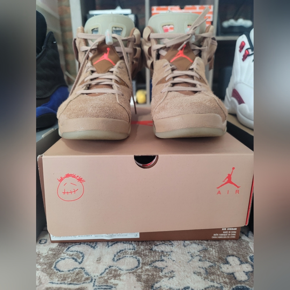 Air Jordan Travis Scott Britiah Khaki Size 13